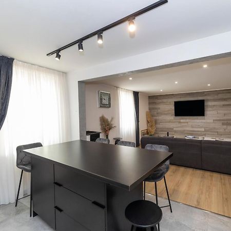 Nikky 2Br Apt. In Old Town Centre Ζαντάρ Εξωτερικό φωτογραφία